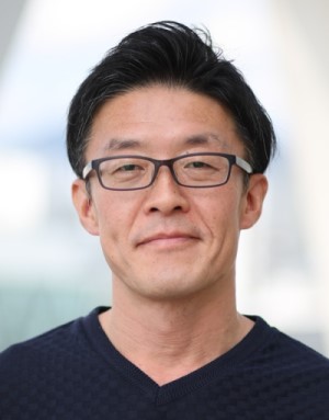 李 秀栄